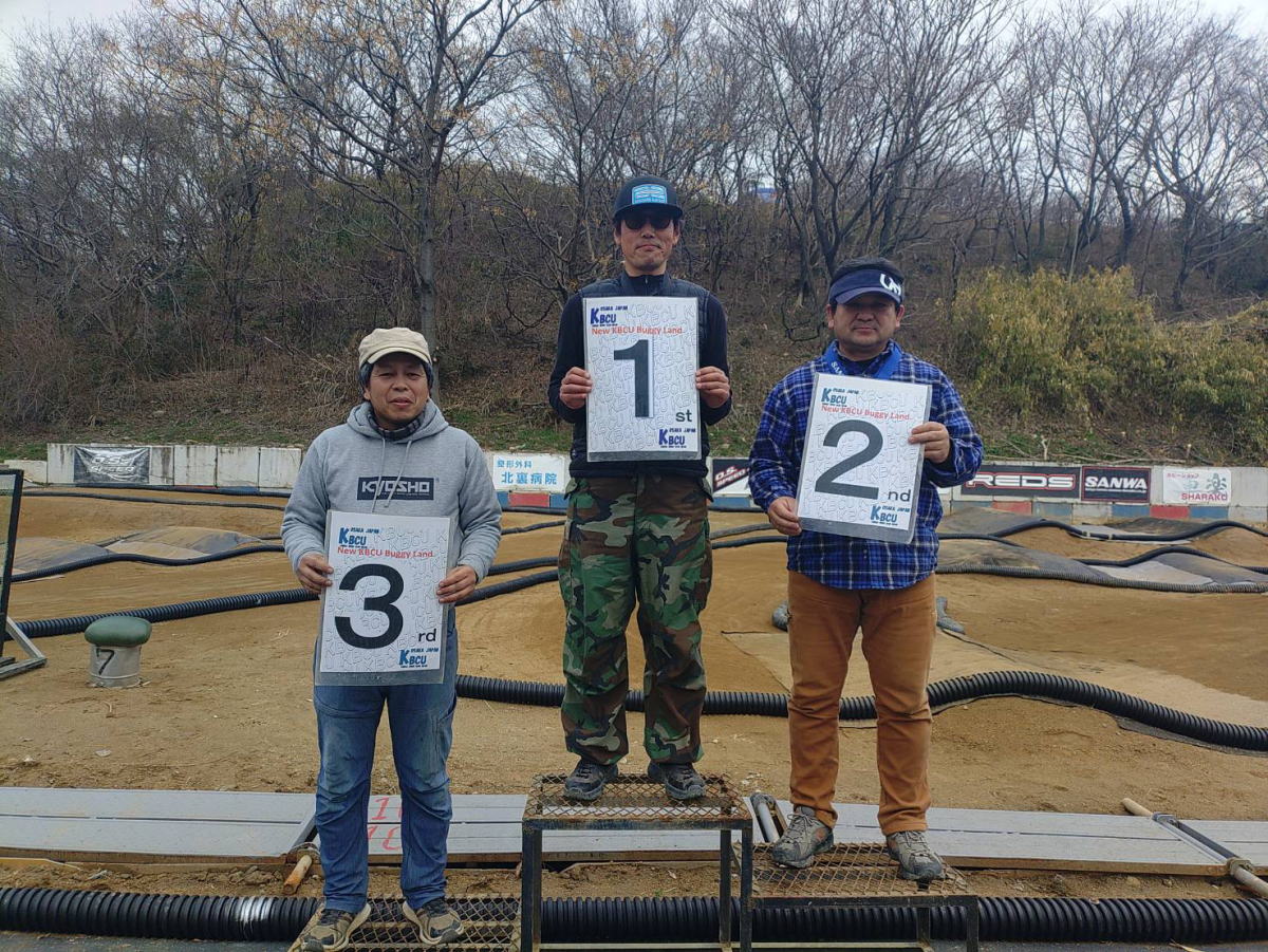 3位 松本選手　　1位 西村選手　　2位 三芳選手