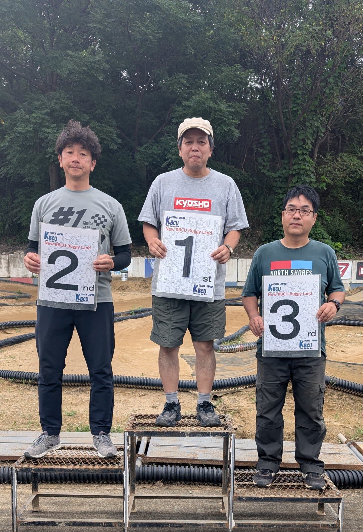 2位 岩田選手　1位 松本選手　3位 常川選手